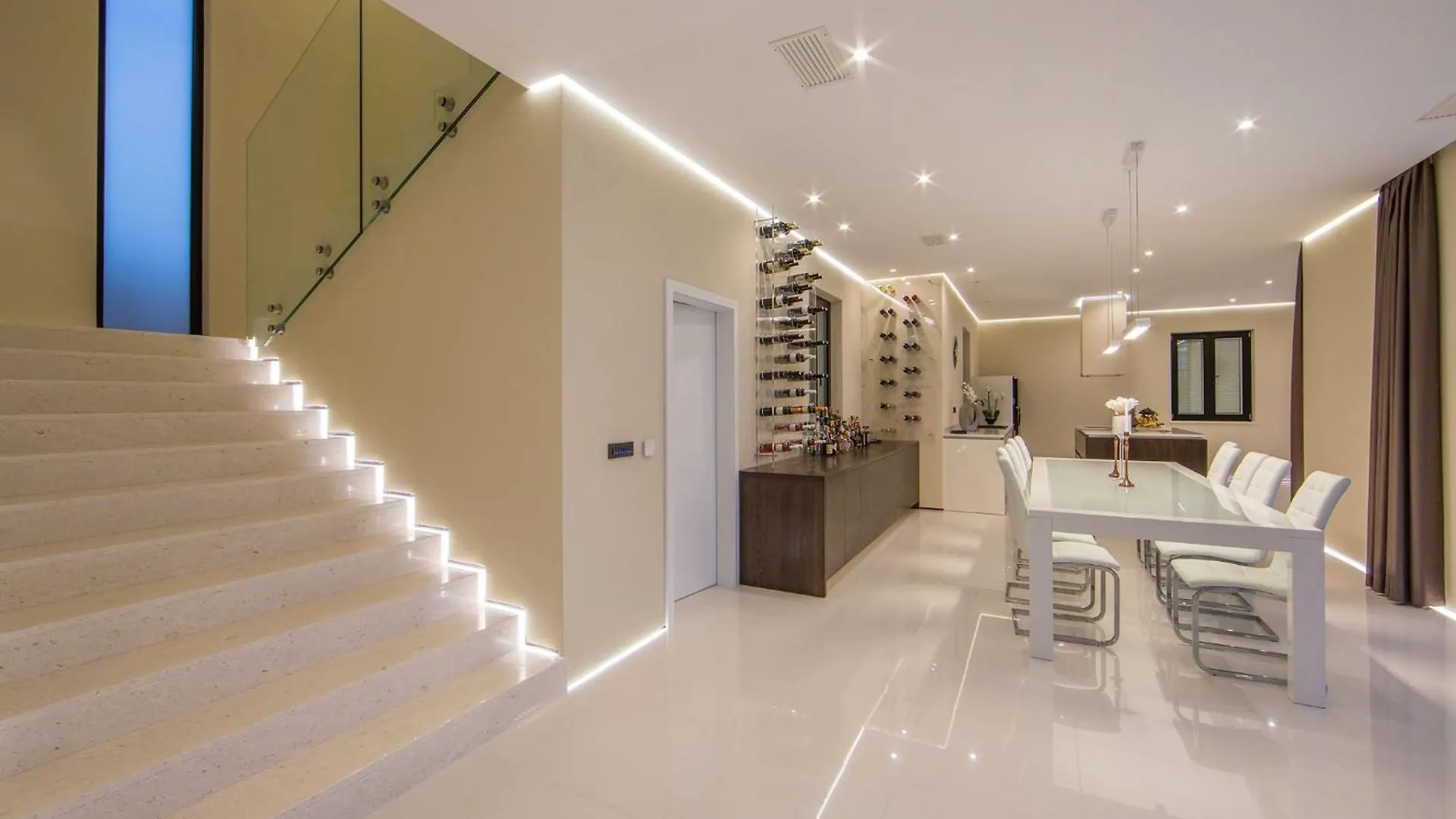Stunning Seafront House In Istria Villa Vrsar Magnifique Contemporary 5 Bedroom Villa Sauna And Gym Direct Access To Sea