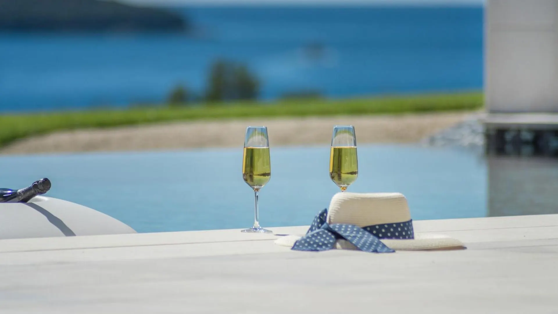 Stunning Seafront House In Istria Villa Vrsar Magnifique Contemporary 5 Bedroom Villa Sauna And Gym Direct Access To Sea Kroatië